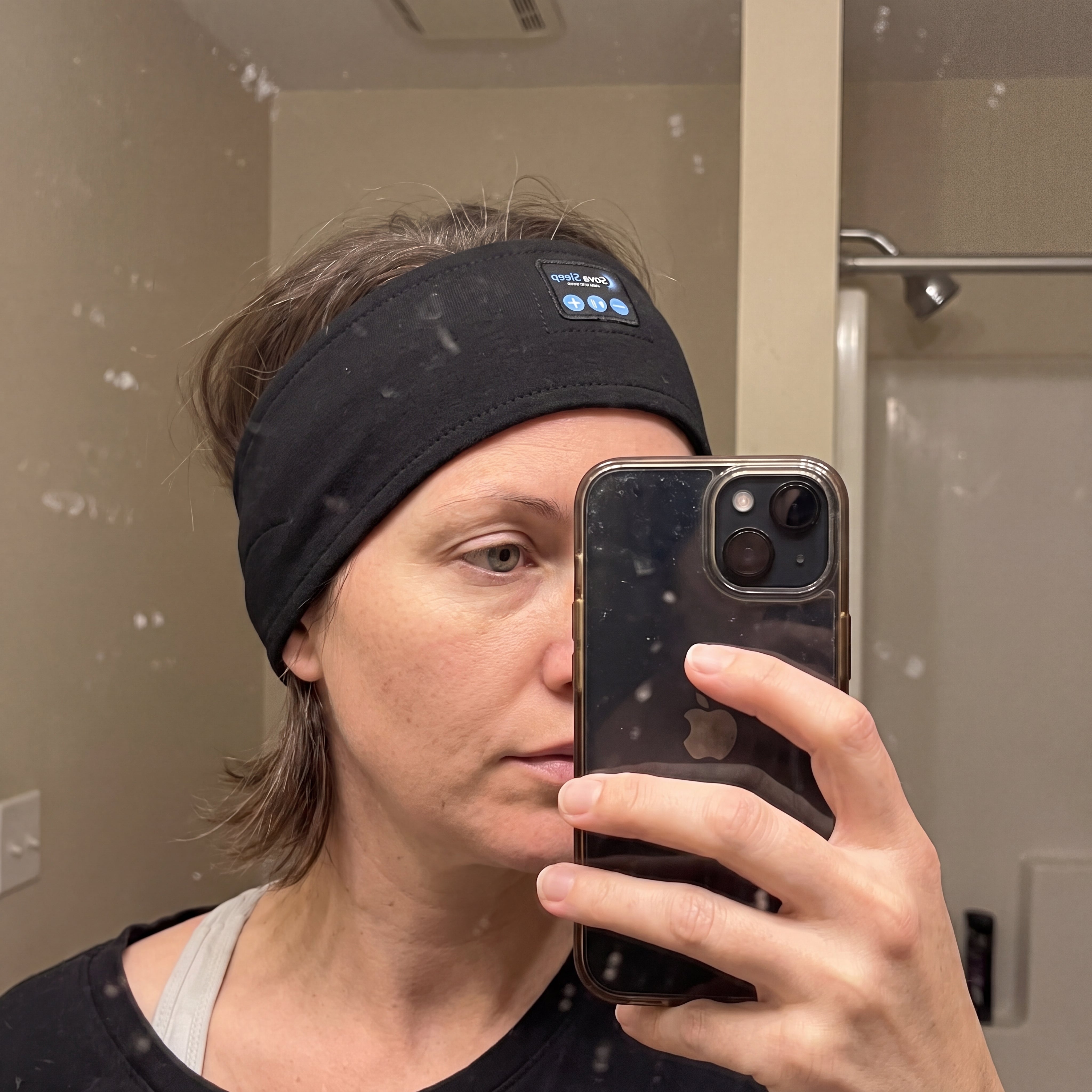 files/mirror_selfie_ugc_native.jpg